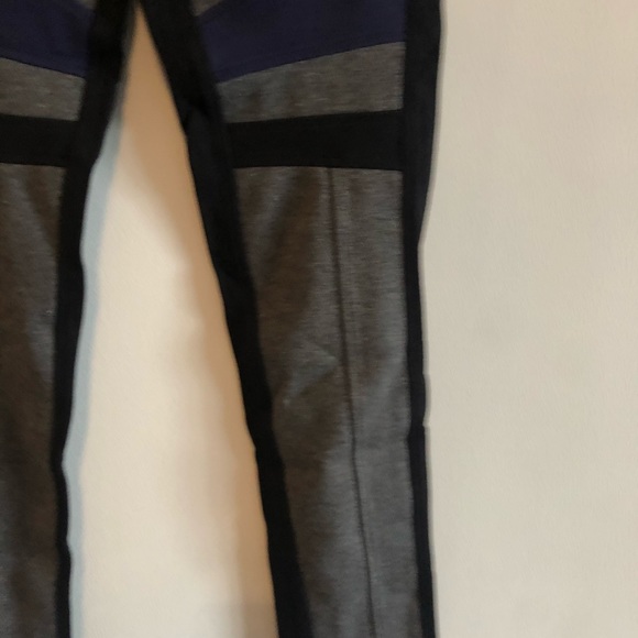 BCBG Max Azria - Picture 8 of 8